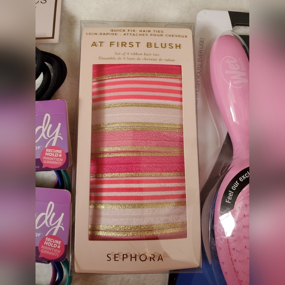 NEW Bundle of 7 Hair Accessories/Products Invisibobble Wet Brush Sephora Elle - Picture 2 of 15